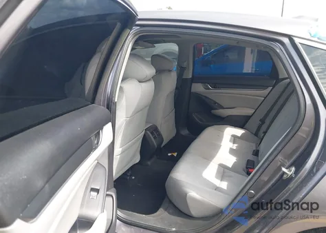 2019 Honda Accord Ex z USA, uszkodzony, nr VIN 1HGCV1F46KA067070